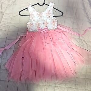 American princess girls formal dress. Pink and white. Size 6x 7 .